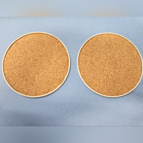 Grant's Whiskey 6 Scottish Castle Coasters in Tin - Vintage, Pre-owned - Picture 8 of 10